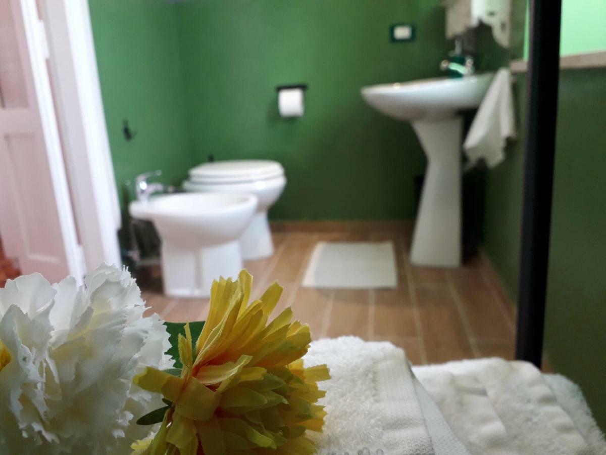 Alle Preci Country House Santa Restituta Kültér fotó