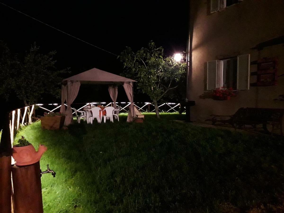 Alle Preci Country House Santa Restituta Kültér fotó